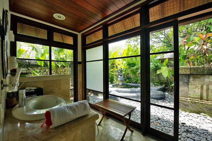 Room 8 of 8