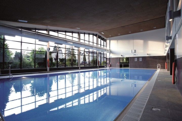 Pool Hotel
