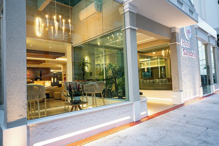 Hotel 66 of 68
