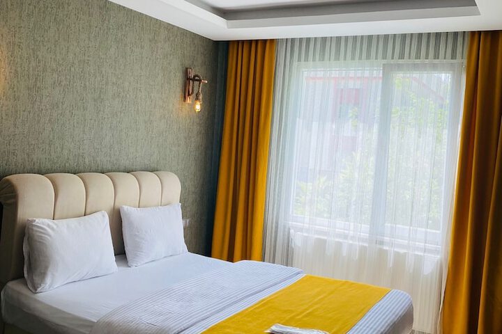 Room 15 of 39