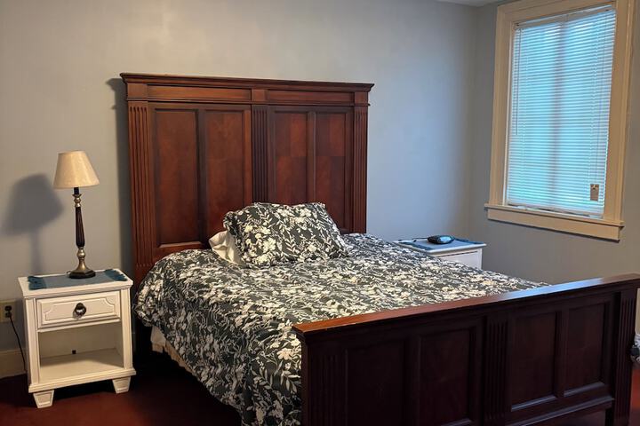 Room 17 of 48
