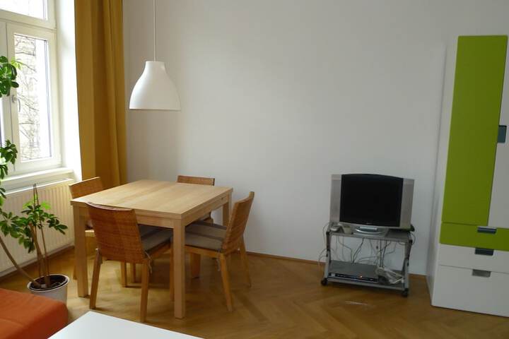 Room 22 of 30