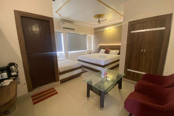 Room 57 of 83