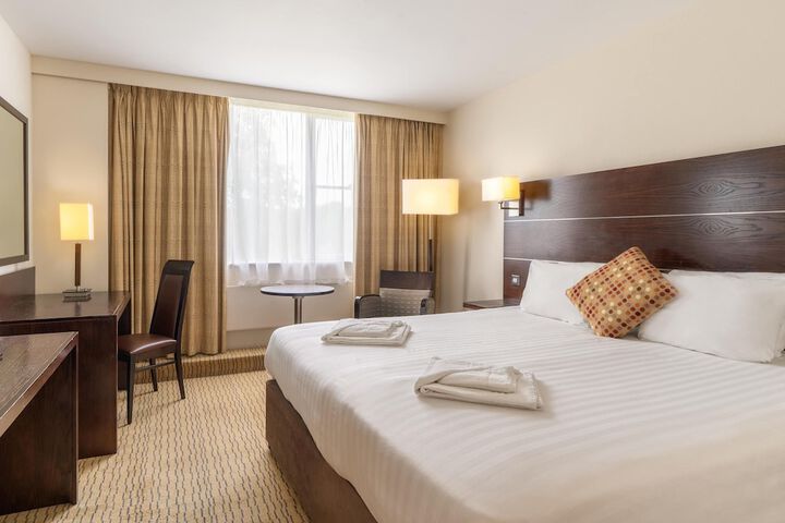 Room 20 of 104