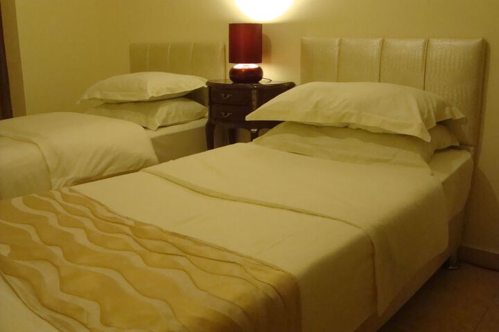 Room 14 of 62