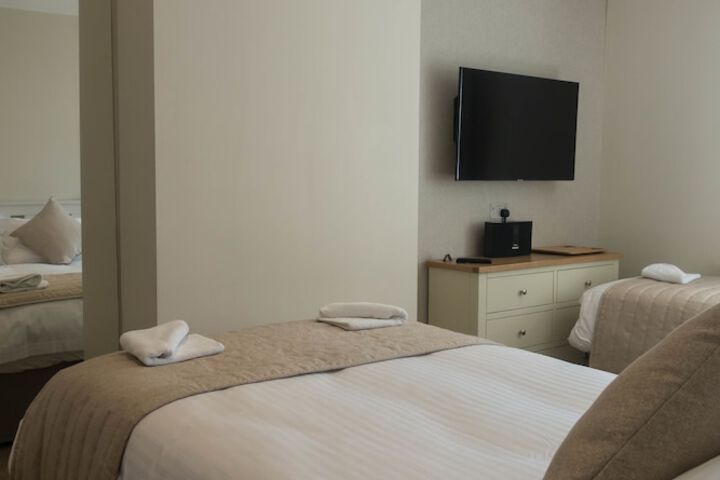 Room 18 of 79