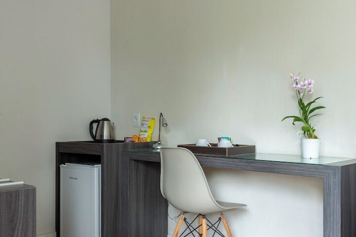 In-room business center