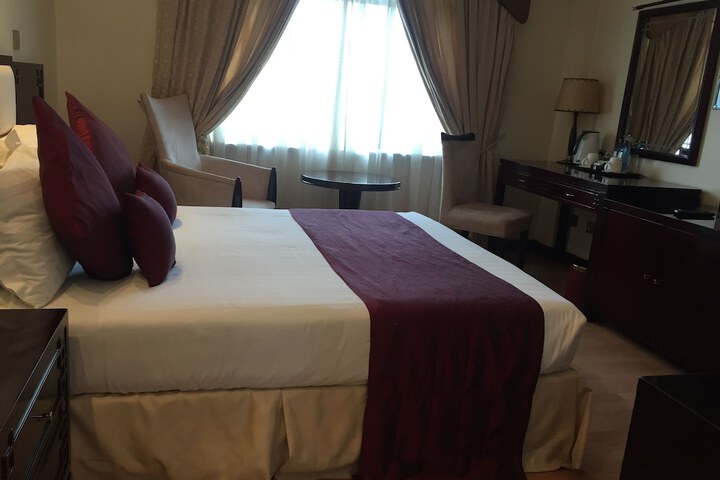 Room 14 of 96