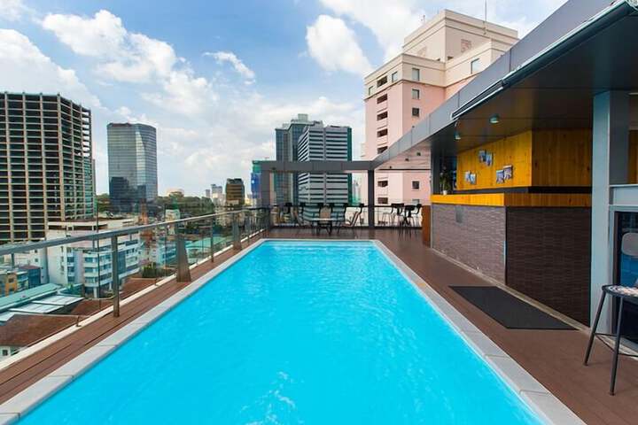 Pool Hotel