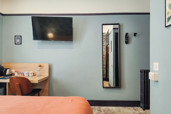 Room 54 of 122