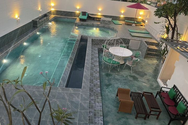 Pool 67 of 115