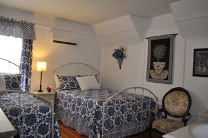 Room 21 of 39