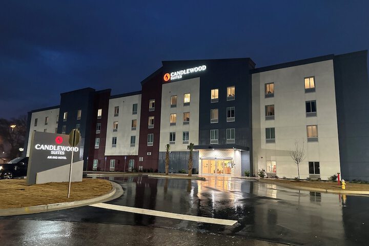 Hotel 60 of 62