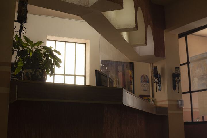 Entrance & Lobby
