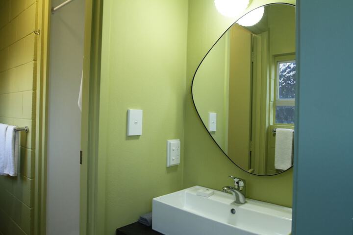 Room 51 of 53