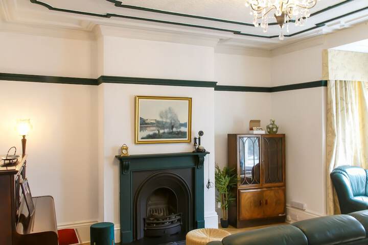 Hotel Interior 4 of 174