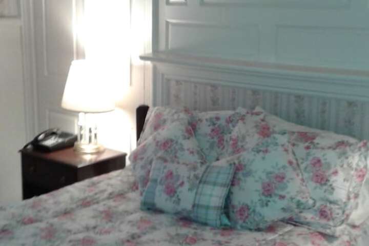 Room 3 of 42