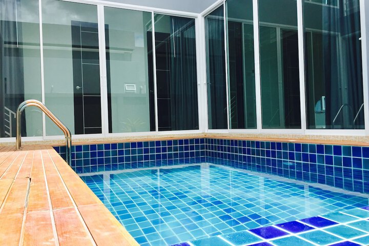 Pool 98 of 138