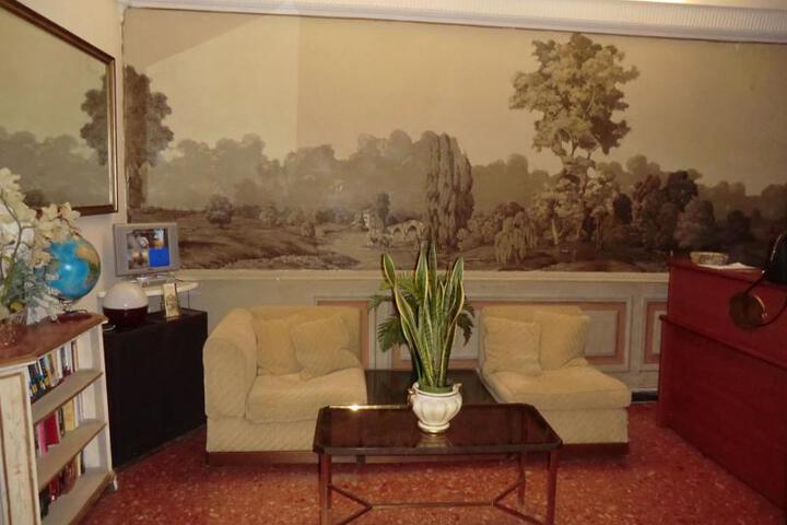 Suite Photo