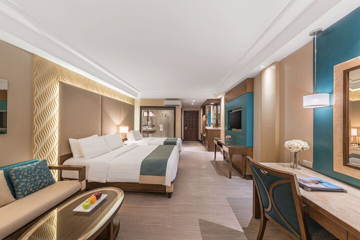 Room 7 of 31
