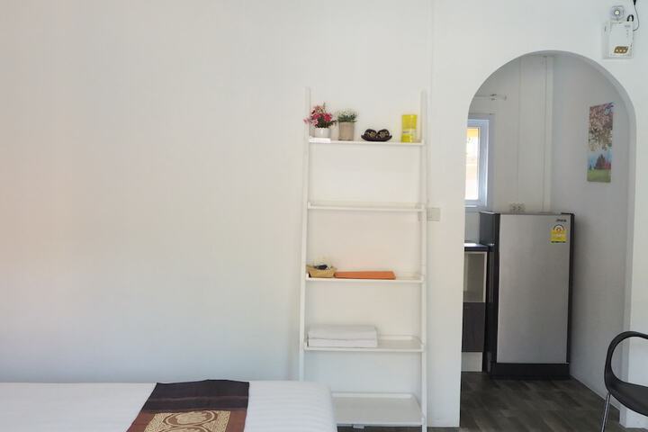 Room 5 of 44