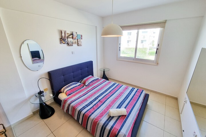 Room 3 of 9