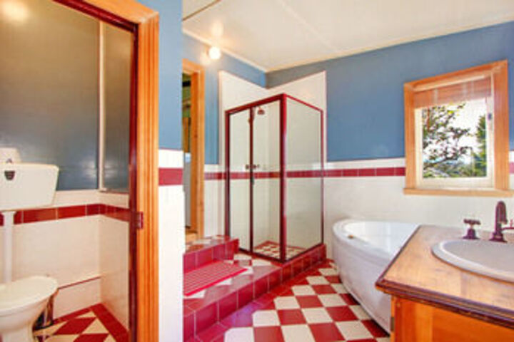 Room 4 of 30