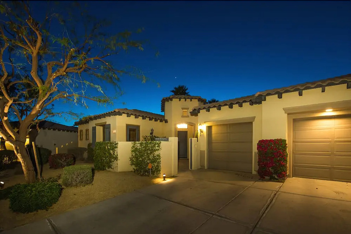 Exterior of Stagecoach Luxury - Four Bedroom Home
