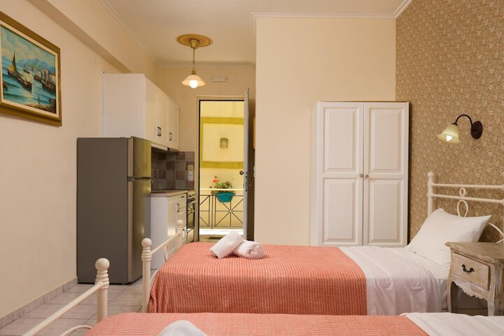 Room 9 of 67