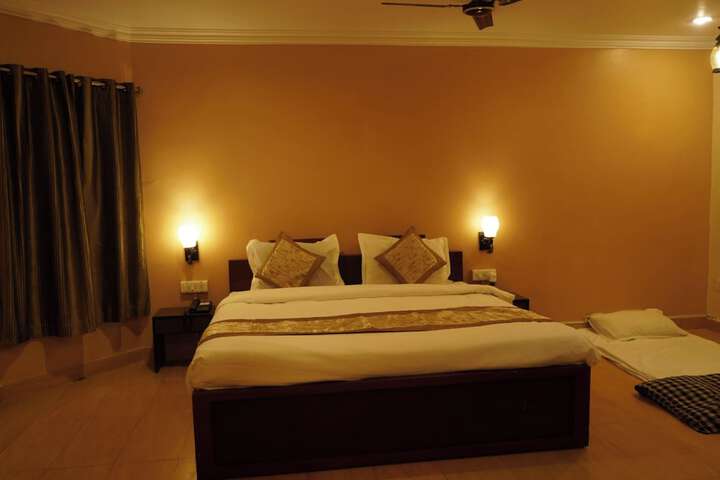 Room 25 of 81