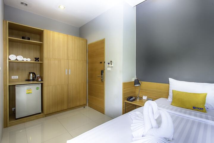 Room 16 of 74