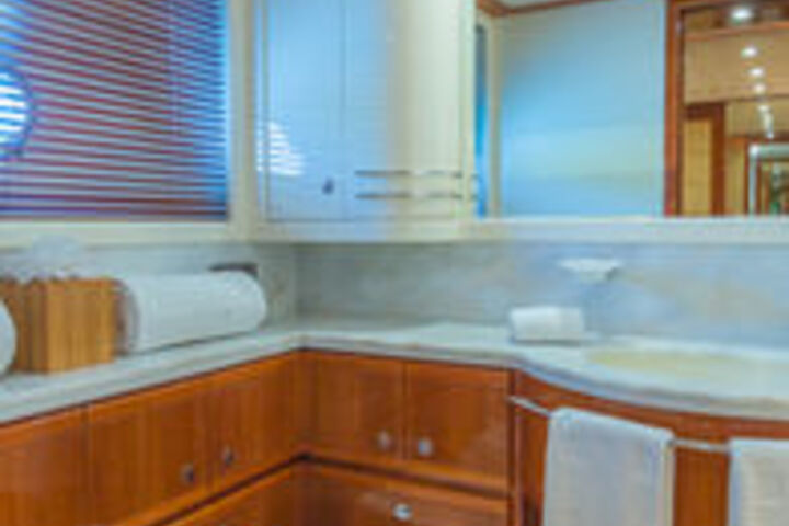 Room 10 of 282