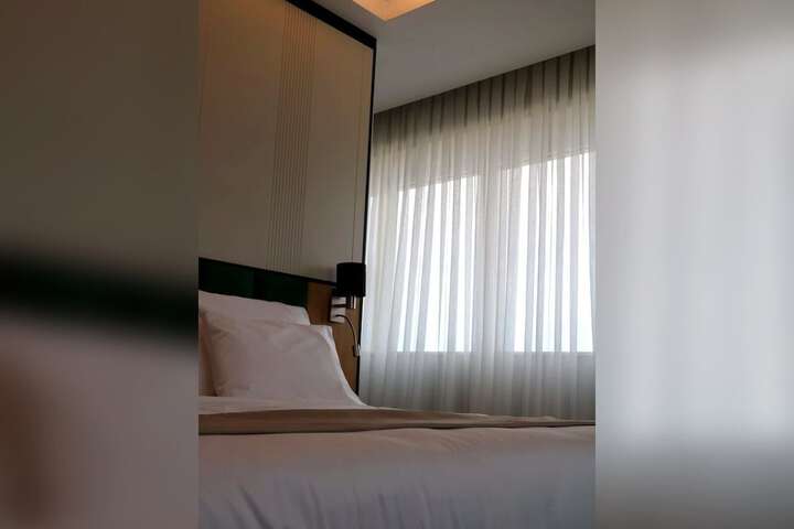 Room 2 of 12