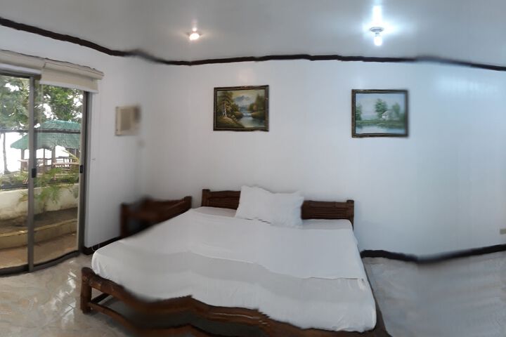 Room 3 of 5