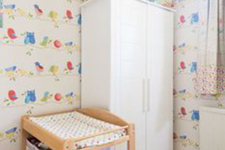 Room 13 of 27