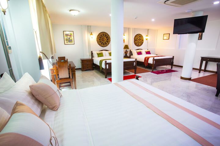 Room 30 of 73