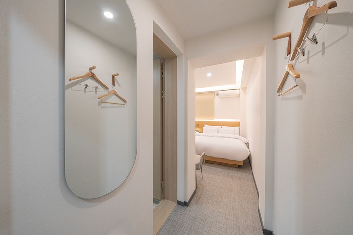 Room 87 of 116