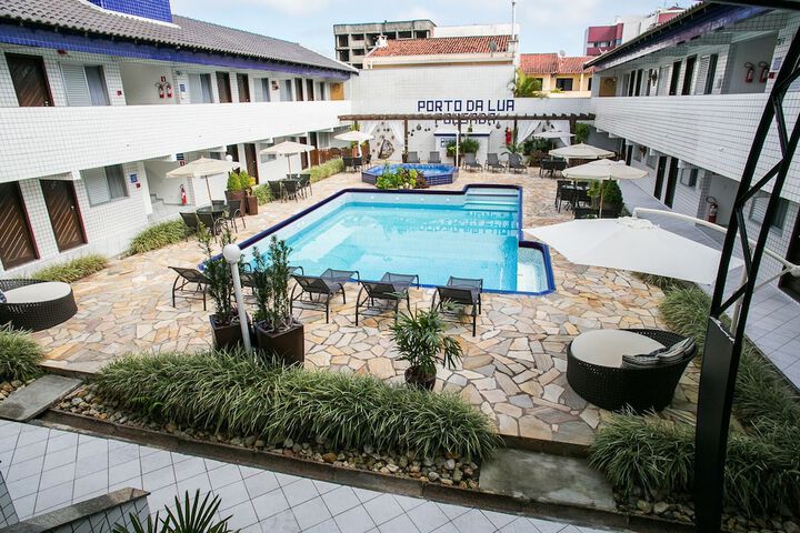 Pool 40 of 49