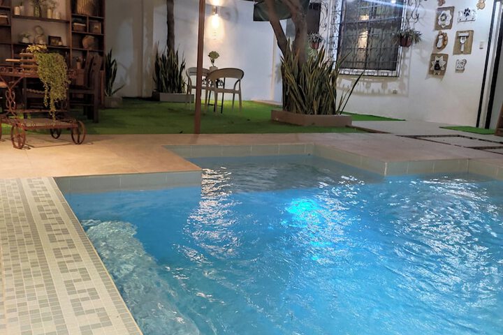 Pool 17 of 25