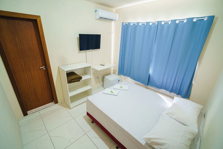 Room 2 of 31