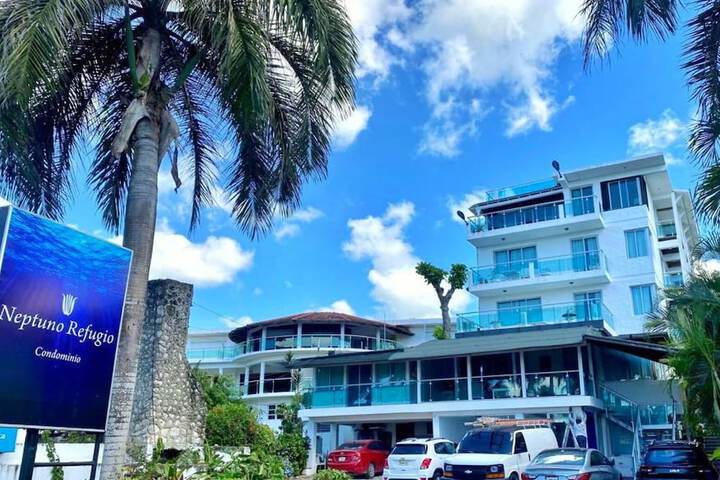 Hotel Refugio Neptunos in Boca Chica