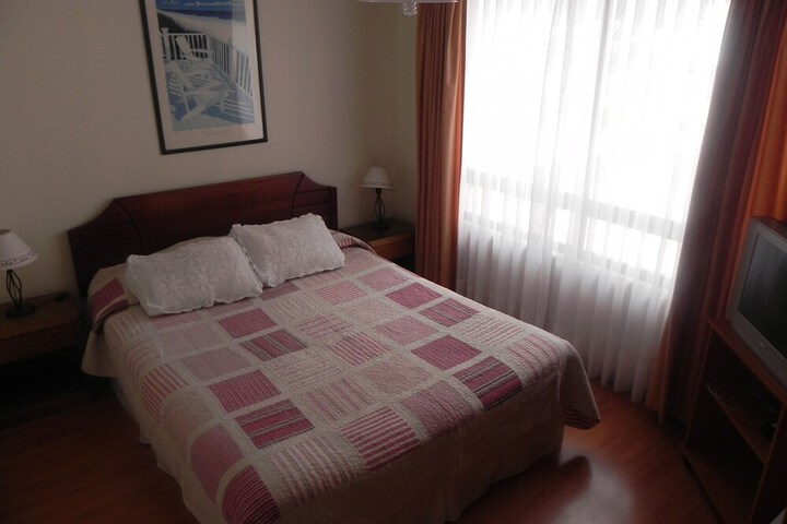 Room 2 of 9