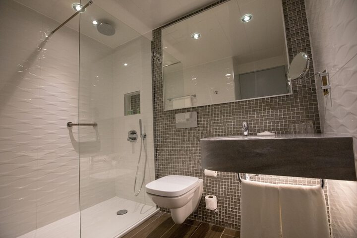 Bath Photo