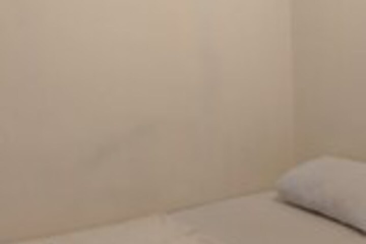 Room 15 of 24