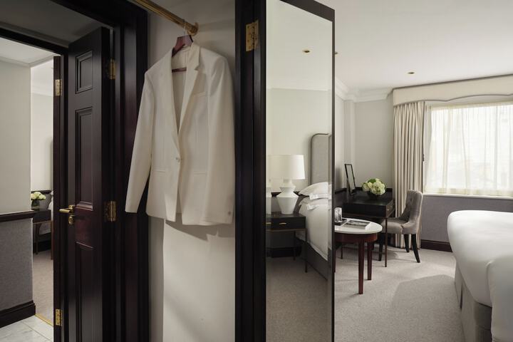Room 21 of 113