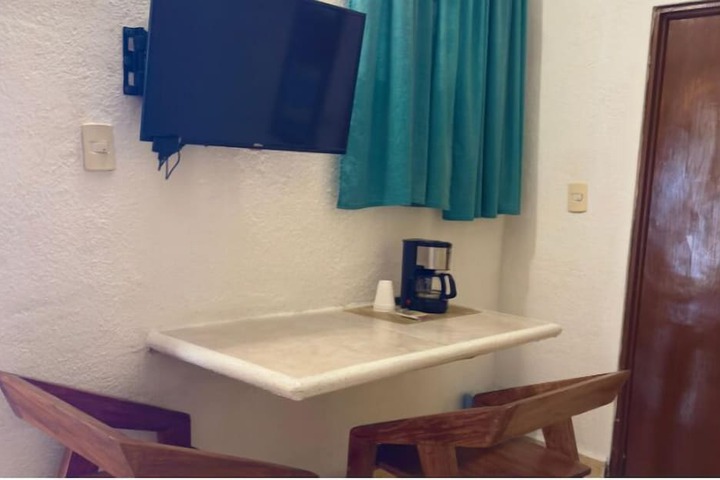 Room 12 of 31