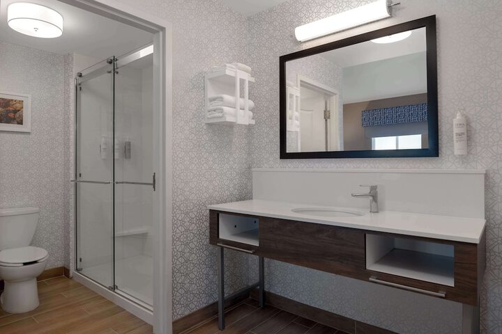 Bathroom shower