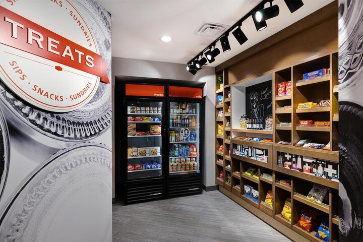 Snack bar