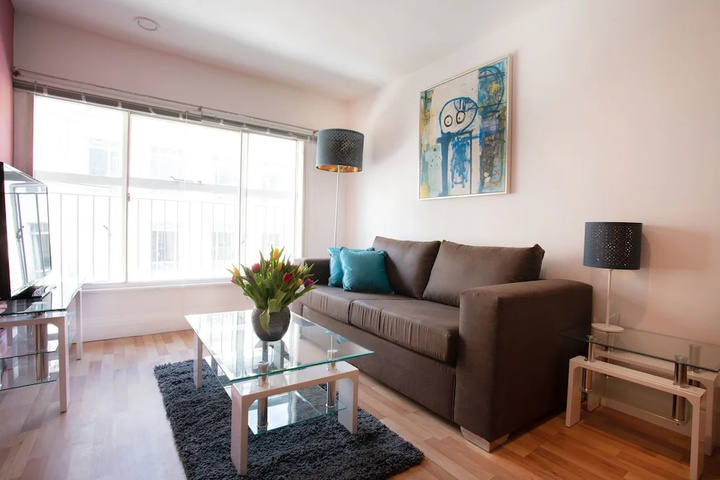 Rest & Recharge Regents CT 2bed Sleeps 7
