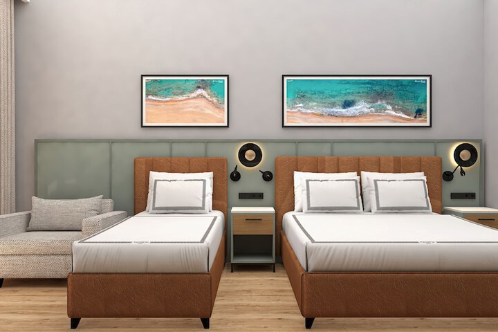 Room 6 of 43